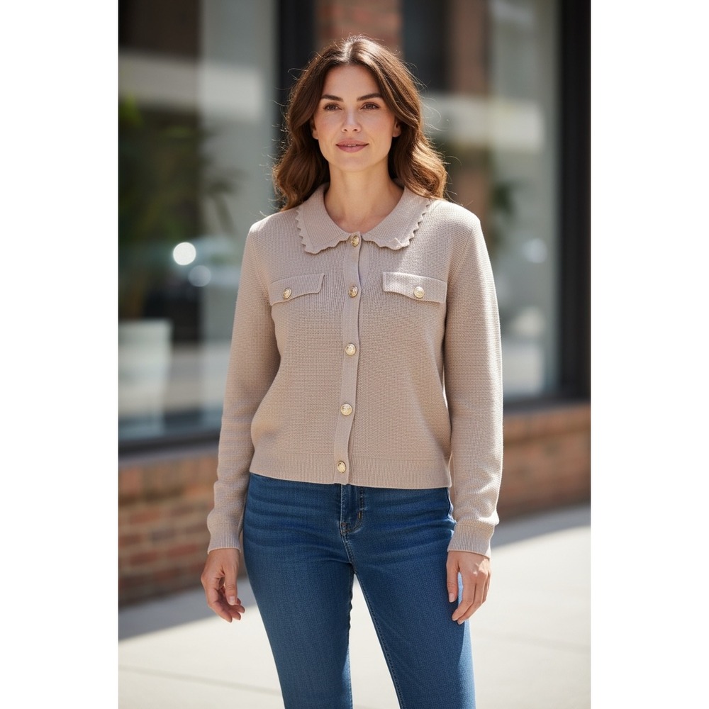 Tahari Womens Tan Waffle Knit Cardigan Scalloped Collar Gold Crest Button Down M - Picture 1 of 9